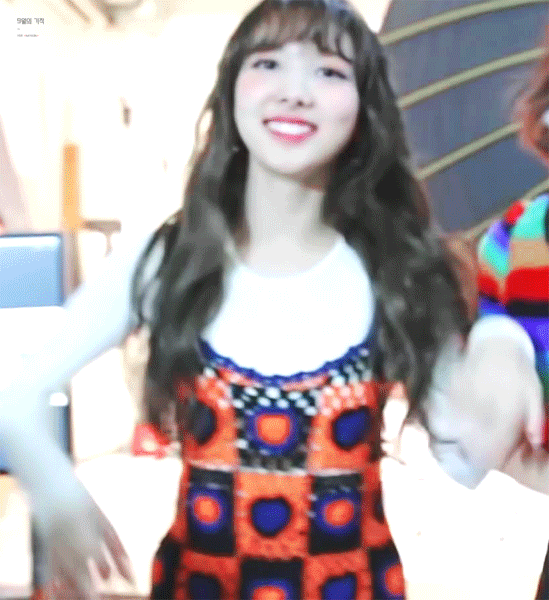 트와이스 나연.gif | 인스티즈