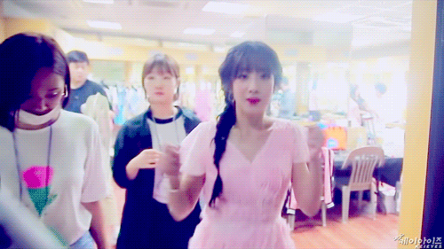 러블리즈 콘서트.gif | 인스티즈