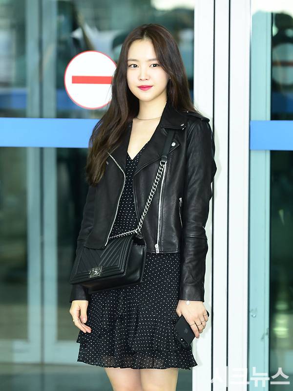 뉴욕 프로모션 가는 손나은이.jpg | 인스티즈