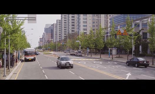 강산맨션 102호에는 살인마가 살고있다. <영화> 이웃사람 14 | 인스티즈