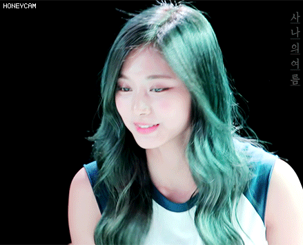  비주얼 미쳤었던 매생이 쯔위.gif | 인스티즈