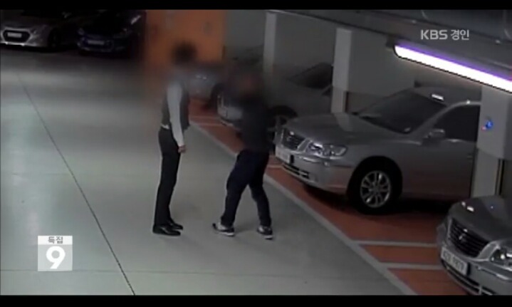 종업원 상대로 갑질하는 손님의 성별과 연령대 비율 | 인스티즈