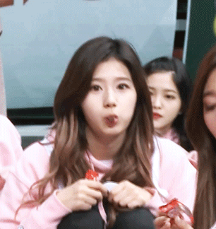 트와이스 사나.gif | 인스티즈