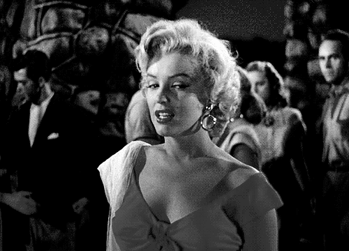 [마릴린먼로] 육감적인 몸매 + 천진난만하고 사랑스러운 얼굴 | 인스티즈