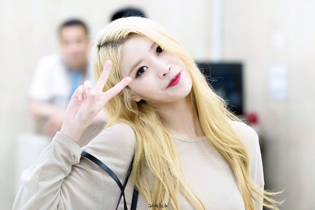 [러블리즈] 행운은 아무나에게 찾아오는게 아닌것을 오늘도 알아가서 미주 | 인스티즈