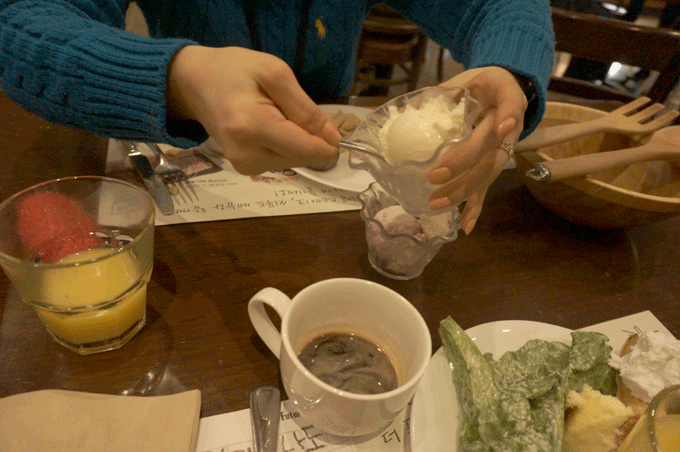 달달한 아이스크림 커피! 아포카토 커피 gifjpg | 인스티즈