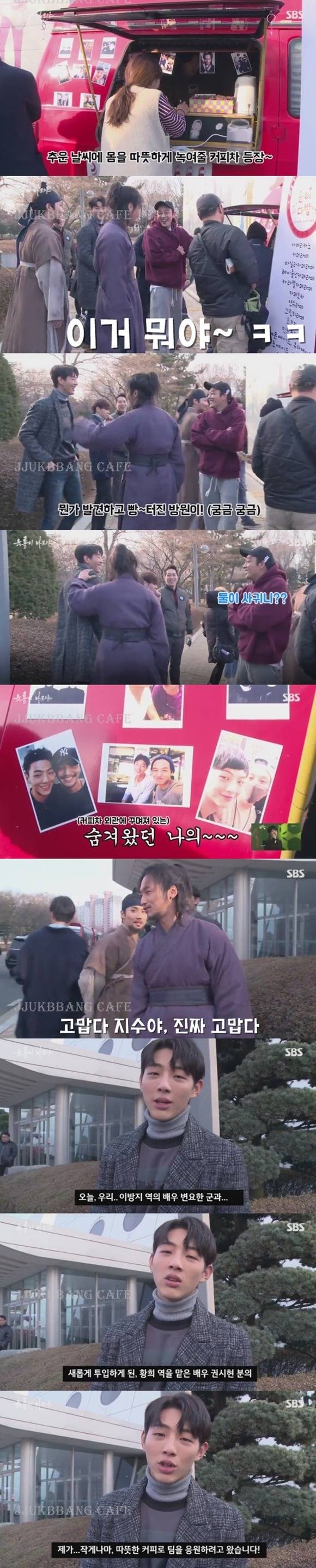 실제로 배우들이 촬영장에서 흔히 볼 수 있는 광경.gif | 인스티즈