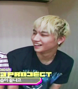 평소와 웃을때 차이가 커보이는 아이돌.jpg | 인스티즈