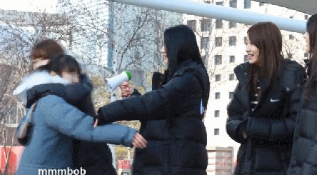 경리의 팬서비스 수준.gif | 인스티즈