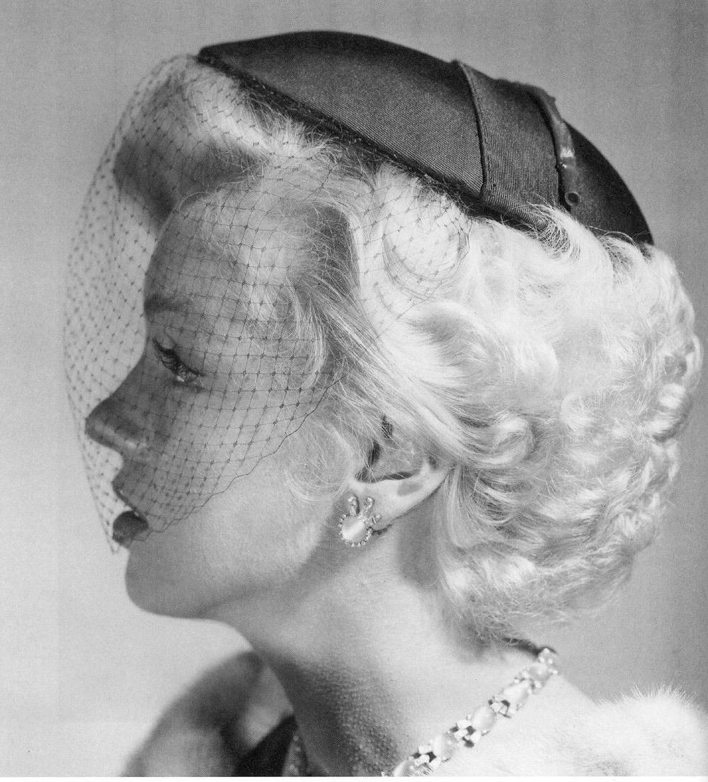 [마릴린먼로] 육감적인 몸매 + 천진난만하고 사랑스러운 얼굴 | 인스티즈