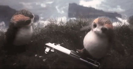 스타워즈 라스트 제다이에서 광선검 가지고 노는 포그들의 모습 | 인스티즈