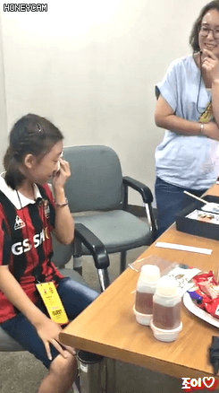 데얀 만나서 너무 기뻐 우는 은하수 양.gif | 인스티즈