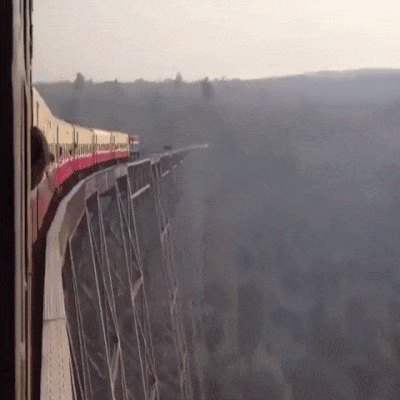 악당들이 폭탄 설치해놨을 거 같은 다리 | 인스티즈