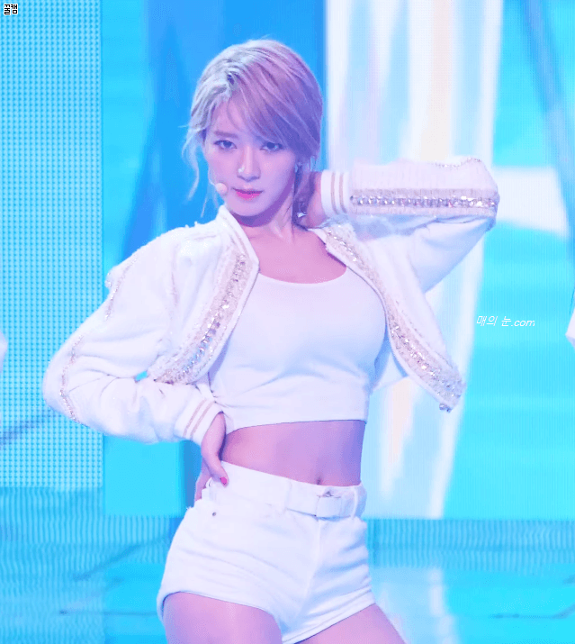 앞으로는 볼 수 없는 AOA의 초아 ...MBC 가요대제전에서..GIF | 인스티즈