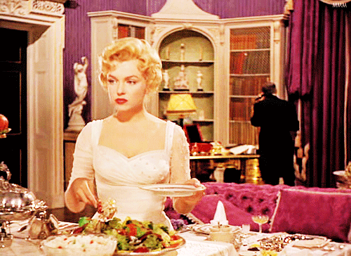 [마릴린먼로] 육감적인 몸매 + 천진난만하고 사랑스러운 얼굴 | 인스티즈