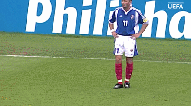 유로 2000 유고슬라비아 vs 스페인.gif | 인스티즈