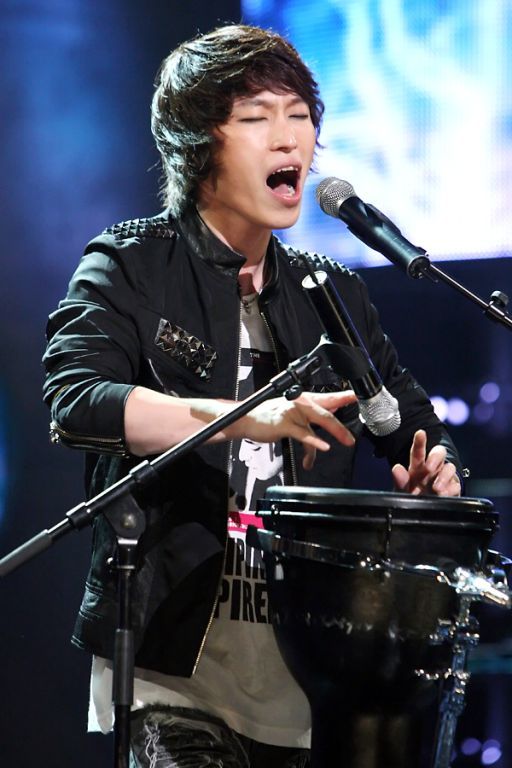 데뷔하면 응원해준다는 사람들 다 소리소문 없이 사라짐 | 인스티즈