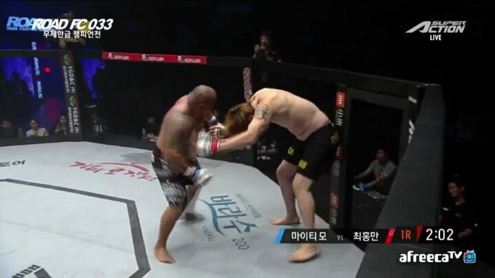 최홍만 vs. 마이티 모 승자.gif | 인스티즈