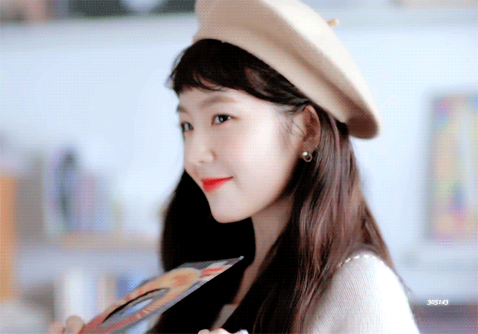 신발 모델 아이린.gif | 인스티즈