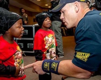 역대급 팬서비스 보여주는 존 시나 인성 | 인스티즈