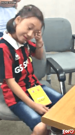 데얀 만나서 너무 기뻐 우는 은하수 양.gif | 인스티즈