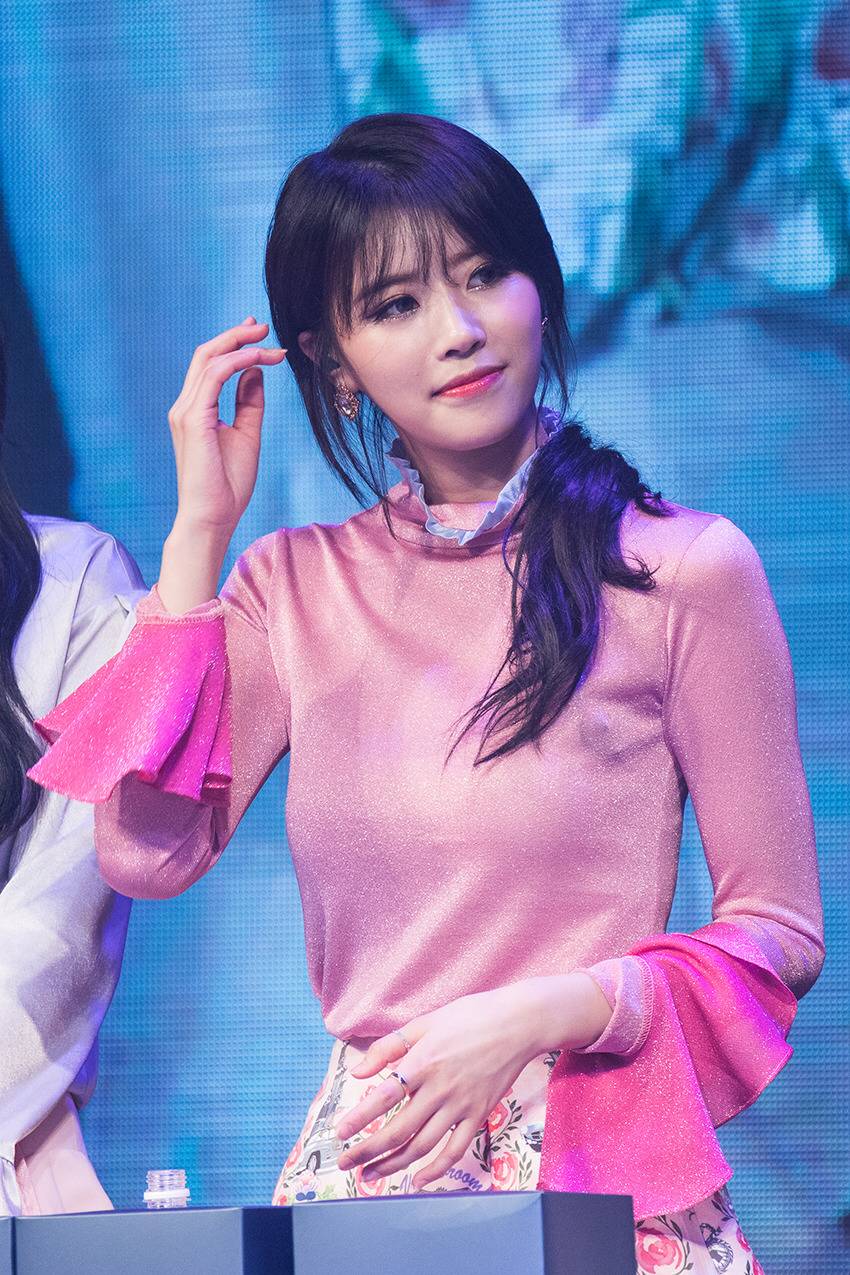 [러블리즈] 뭔가 한 것도 없는데 괜시리 기분이 좋아져서 미주 | 인스티즈