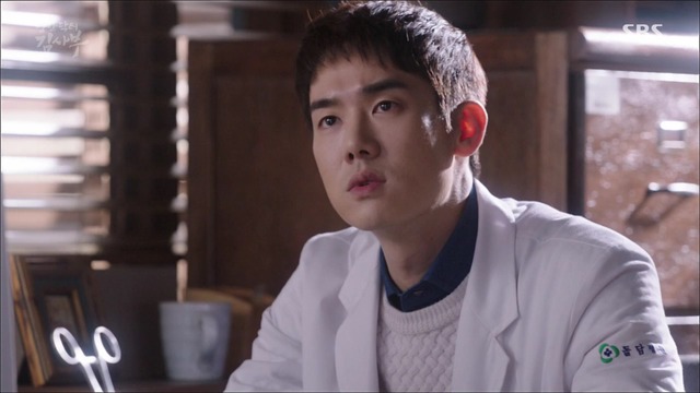 [낭만닥터김사부] 현실과 이상 사이에서 겪는 딜레마 : 박주혁 일병 사망진단서 사건.jpgif | 인스티즈