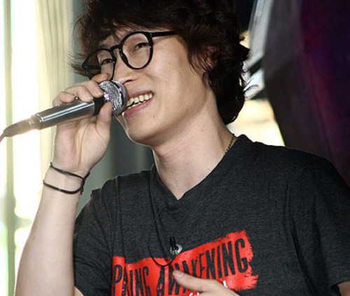 데뷔하면 응원해준다는 사람들 다 소리소문 없이 사라짐 | 인스티즈