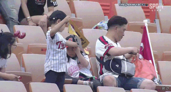 나무젓가락 분리하는줄ㅋㅋㅋㅋ | 인스티즈