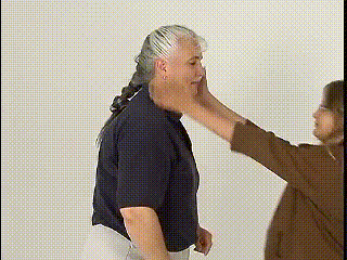 어린여동생 있는 사람들에게 가르쳐줄만한 자기방어 혹은 맞짱 기술 | 인스티즈