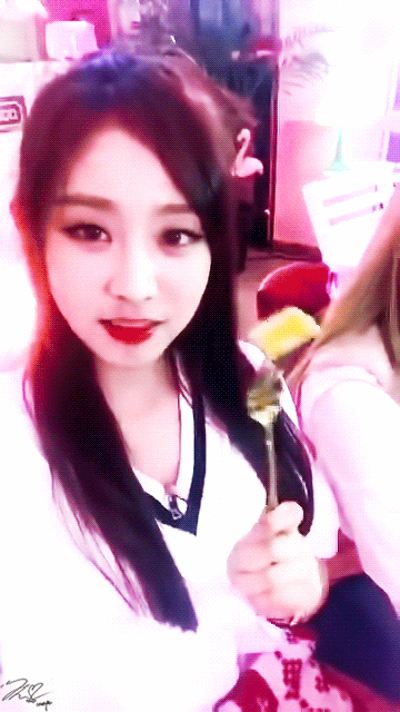 [러블리즈] 아침부터 너무 습해서 지수 | 인스티즈