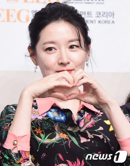 오늘자 이영애 근황 | 인스티즈