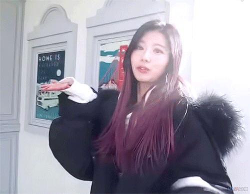 김사나 GO.gif | 인스티즈
