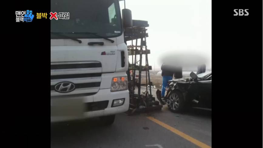 하마터먼 황천길 갈뻔한 블랙박스 운전자.gif | 인스티즈