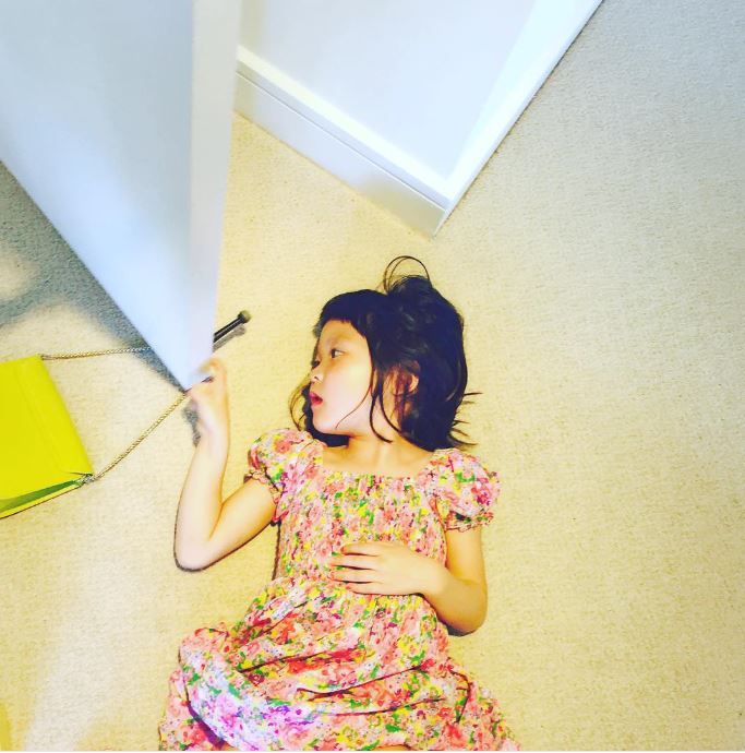 아빠 인스타와 엄마 인스타의 차이 (feat.사랑이) | 인스티즈