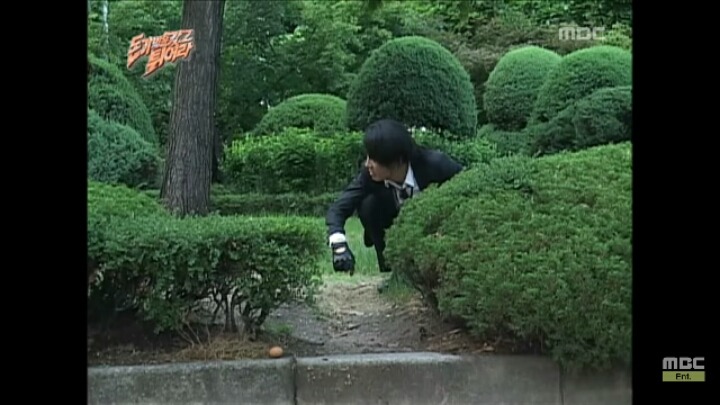 [무한도전] 잠복하다가 어이없어서 빵 터진 유재석ㅋㅋㅋㅋ | 인스티즈