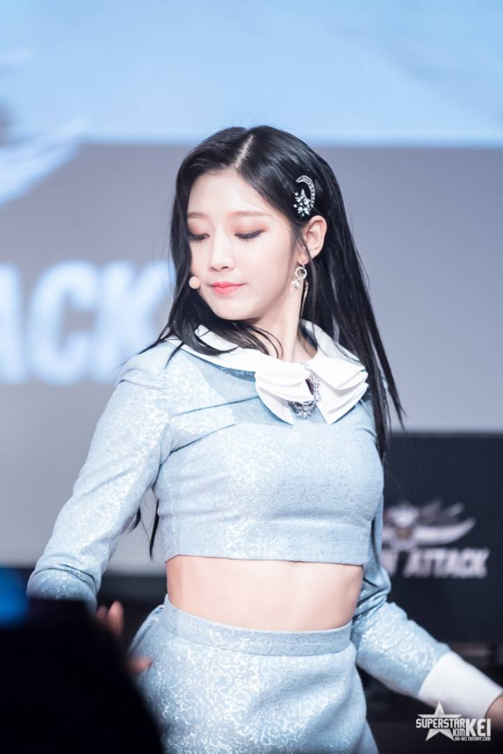 [러블리즈] 휴일에 대청소나 할까해서 예인이 | 인스티즈