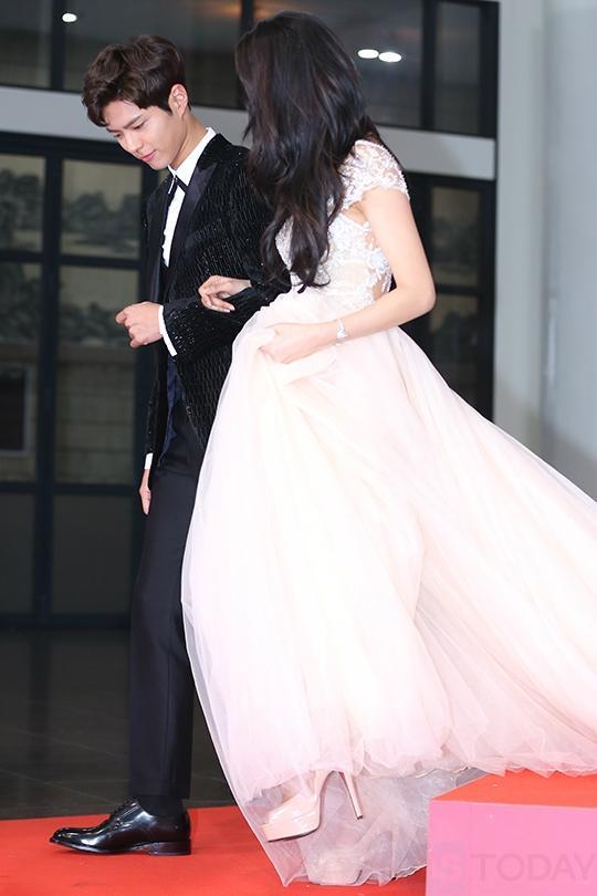 오늘자 박보검&설현 | 인스티즈