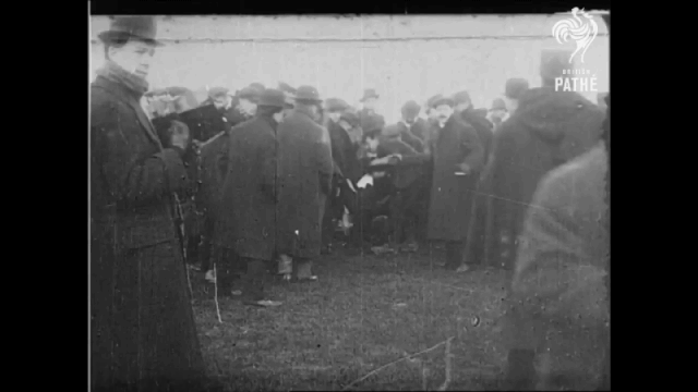 세계 최초로 윙슈트를 만든 인물.gif | 인스티즈