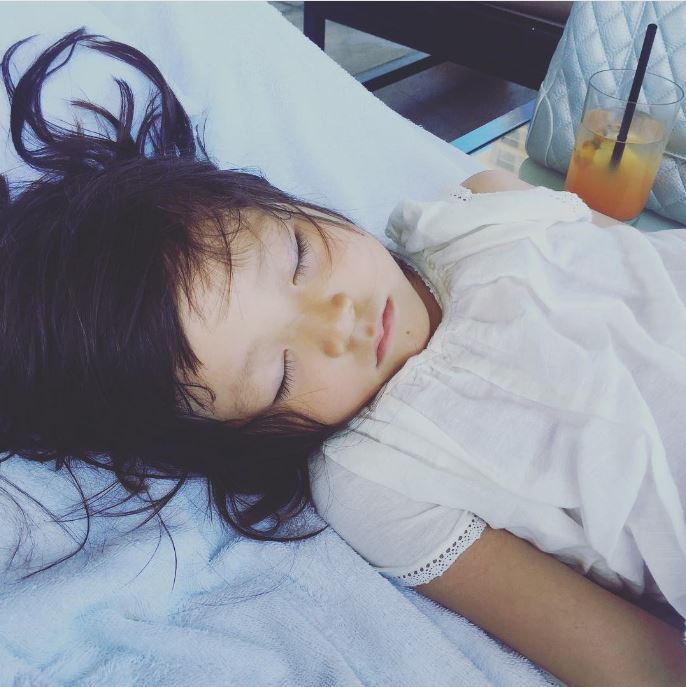 아빠 인스타와 엄마 인스타의 차이 (feat.사랑이) | 인스티즈