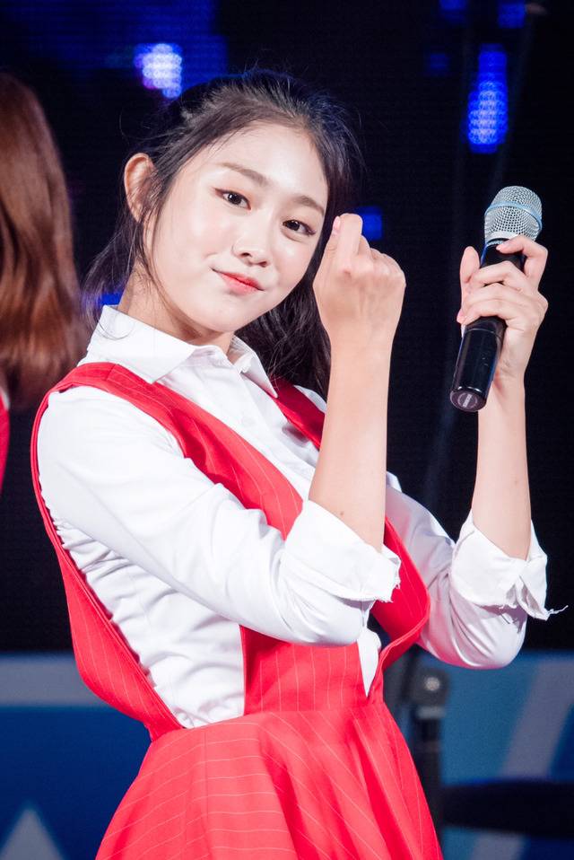 [러블리즈] 아침부터 너무 습해서 지수 | 인스티즈