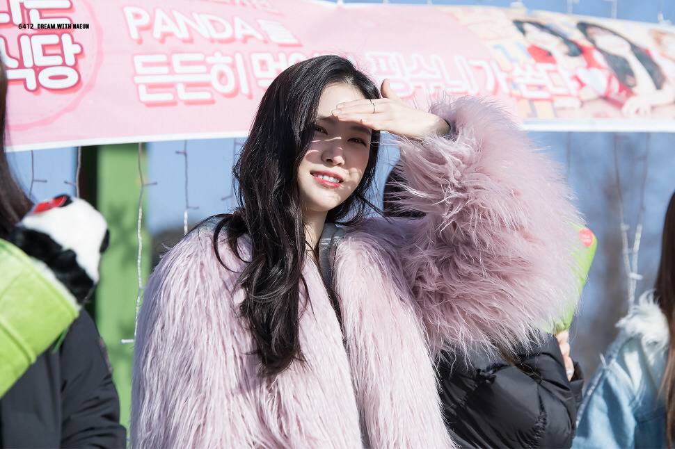 [에이핑크] 새해니까 머리나 하러 갈 생각이라서 나은이 | 인스티즈