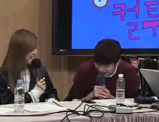 여자들이 잘생긴 남자 볼때 자기도 모르게 나온다는 표정.jpg | 인스티즈