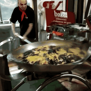 흔한 봉골레 파스타.gif | 인스티즈