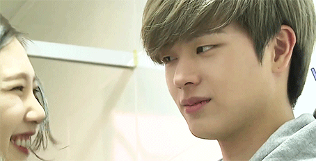 마음은 이미 떠나버린 남자.gif | 인스티즈