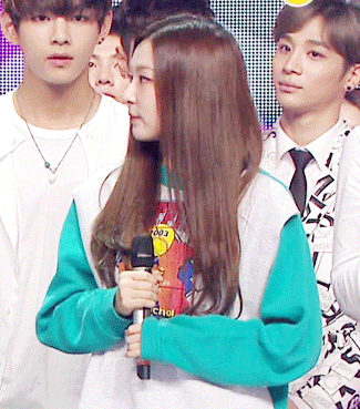 생긴 것과 하는 행동이 영 딴판인 여자 아이돌 | 인스티즈