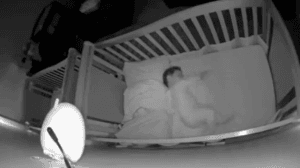 거 혼자 자는 것도 아니고 조용히 좀 합시다 | 인스티즈