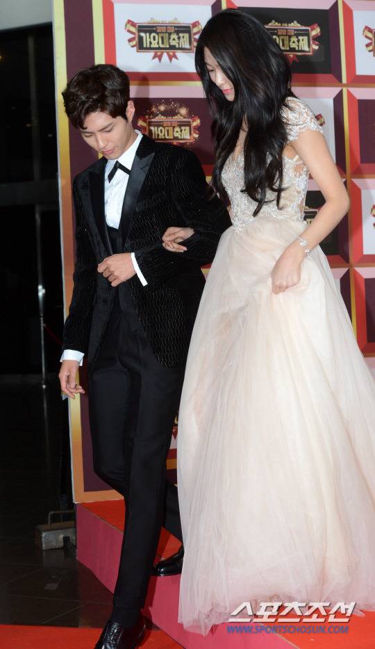 오늘자 박보검&설현 | 인스티즈