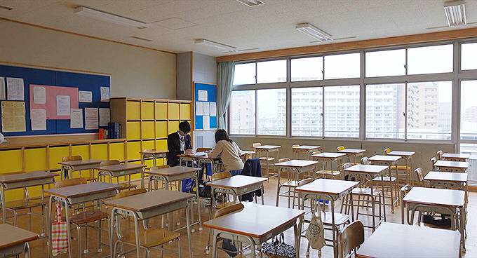 [늑대소녀와흑왕자] 남주가 쓰레기라 생각이 들다가도 와꾸보면 화가 풀리다가도 쓰레기라 생각이 드는 영화 05 | 인스티즈