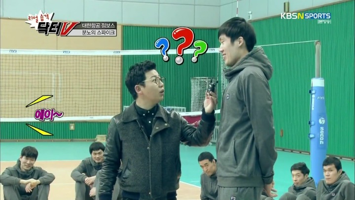 표정이 한결같은 팀주장이 불만.jpg | 인스티즈